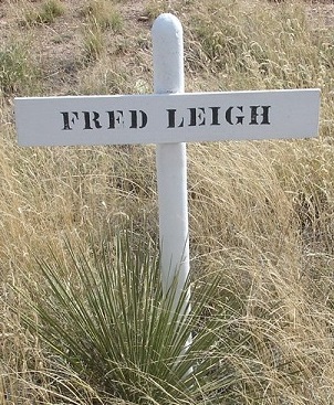 grave marker of Fred Leigh